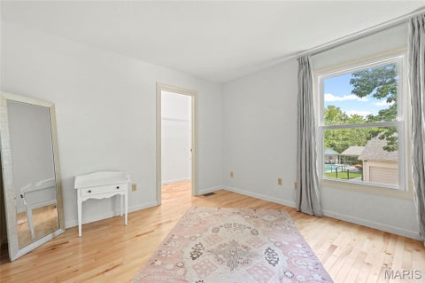 Tiny photo for 243 W Manor Drive, Chesterfield, MO 63017 (MLS # 26052033)
