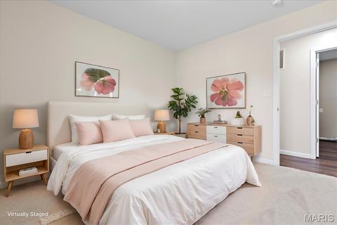 Tiny photo for 413 N 8th Street, Bowling Green, MO 63334 (MLS # 26017361)