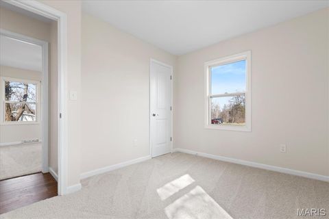 Tiny photo for 413 N 8th Street, Bowling Green, MO 63334 (MLS # 26017361)