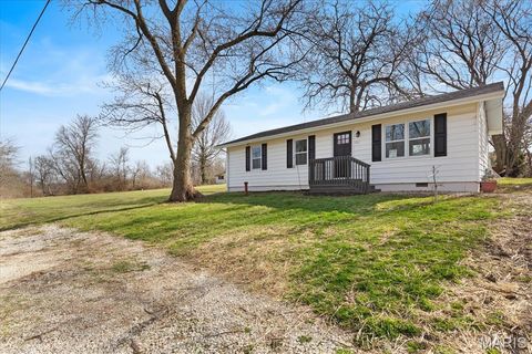Tiny photo for 413 N 8th Street, Bowling Green, MO 63334 (MLS # 26017361)