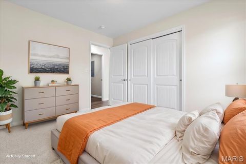 Tiny photo for 413 N 8th Street, Bowling Green, MO 63334 (MLS # 26017361)