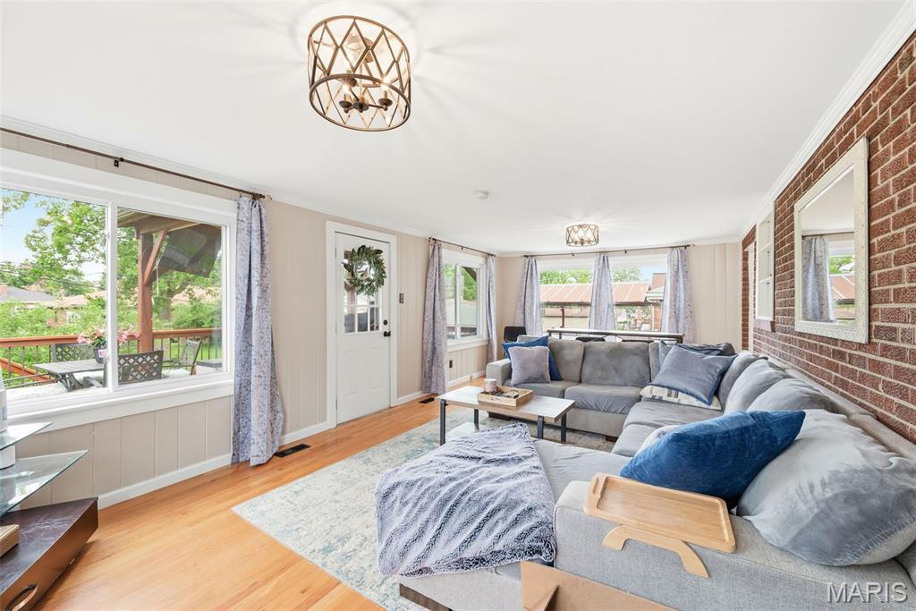 Tesson Ferry Court Amd - Residential