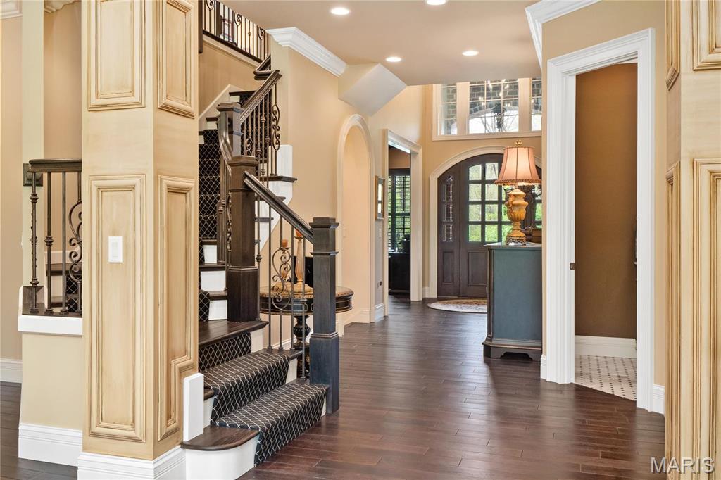 Lynnbrook - Residential