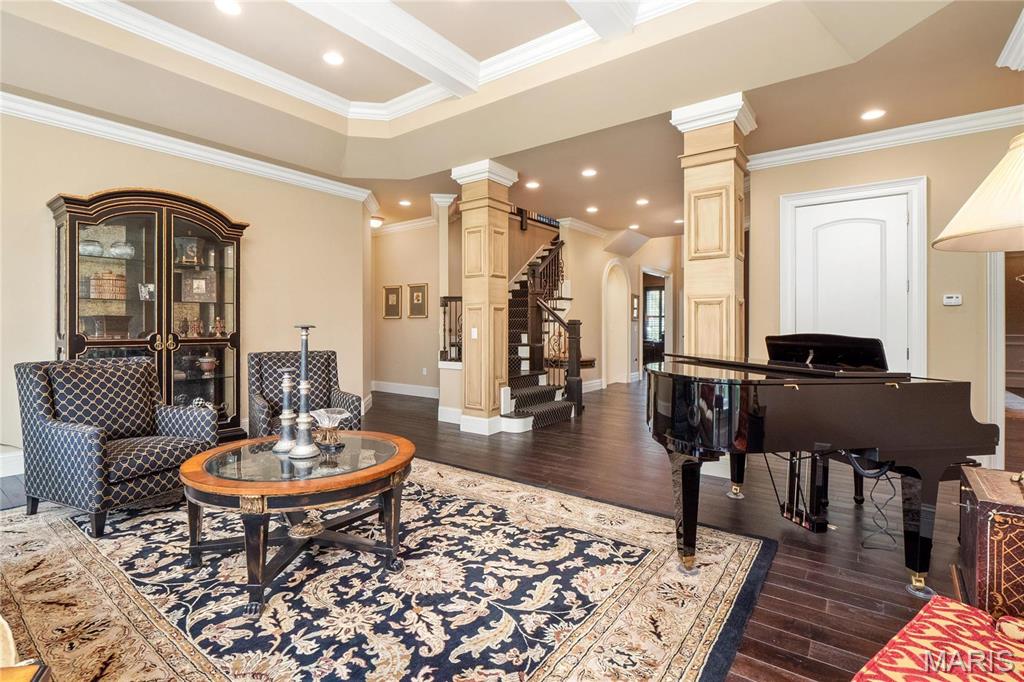 Lynnbrook - Residential