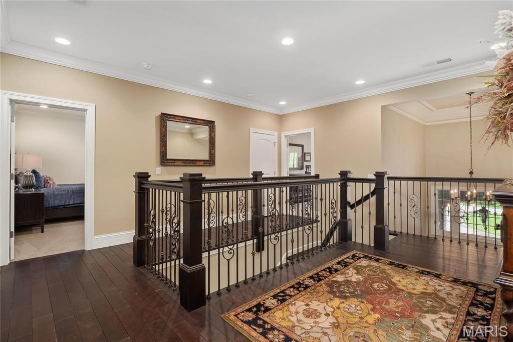 Lynnbrook - Residential