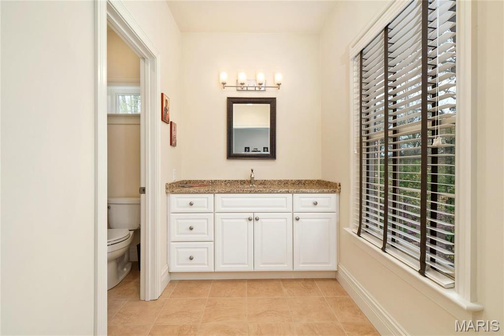 Lynnbrook - Residential