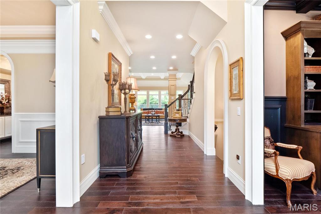 Lynnbrook - Residential