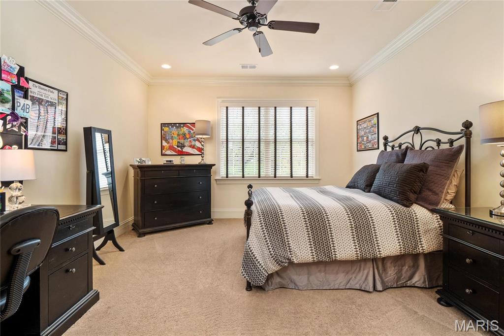 Lynnbrook - Residential