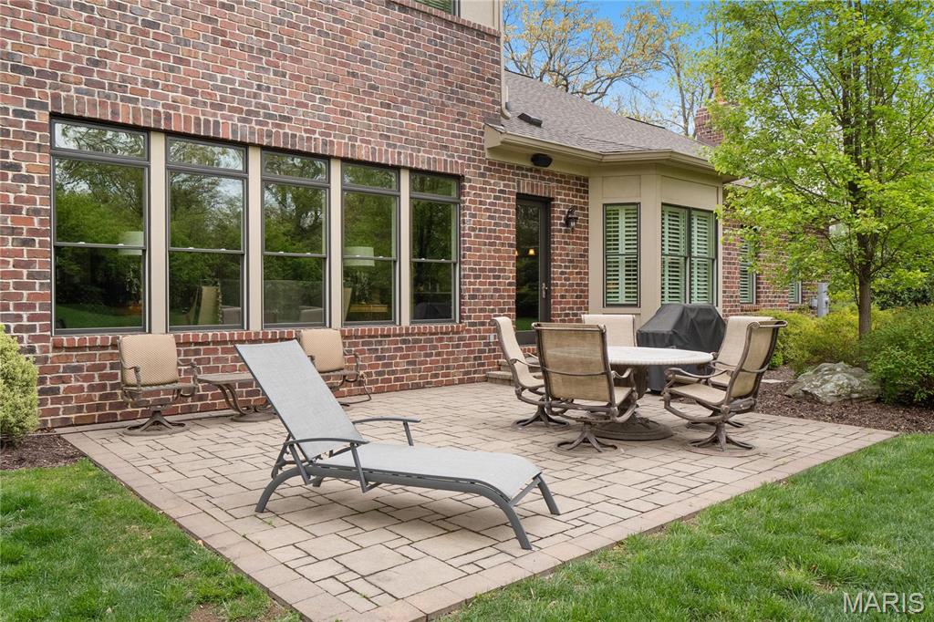 Lynnbrook - Residential