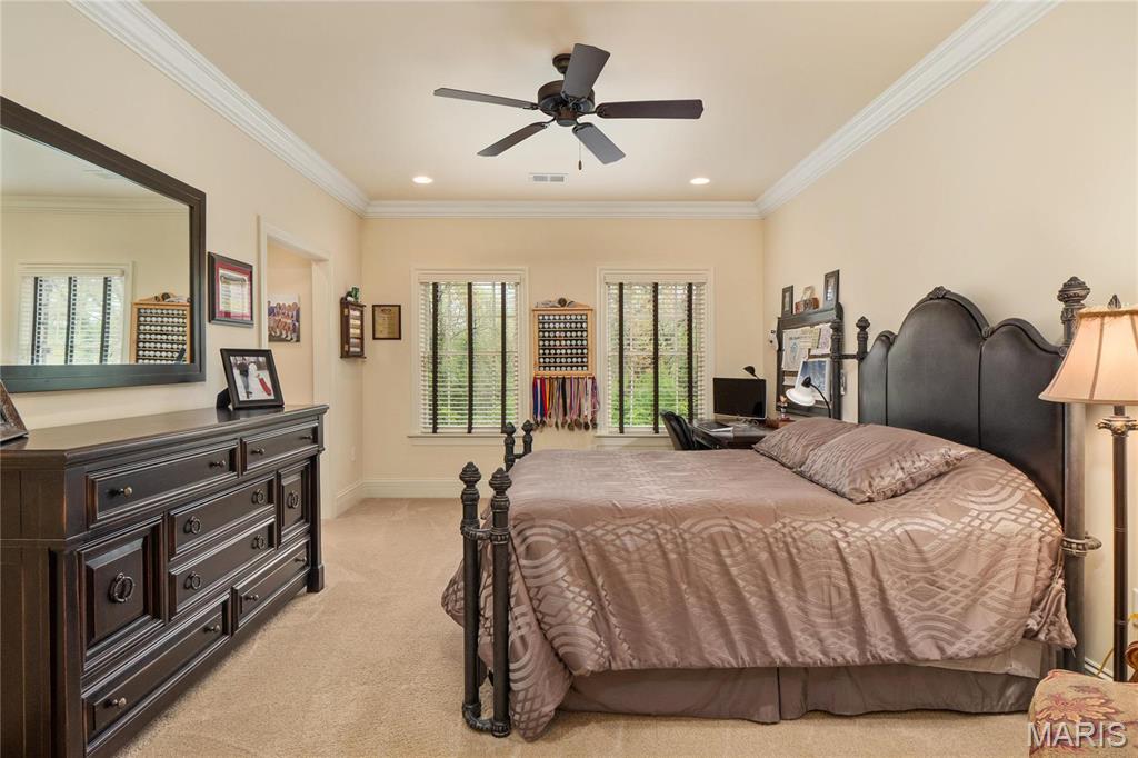 Lynnbrook - Residential