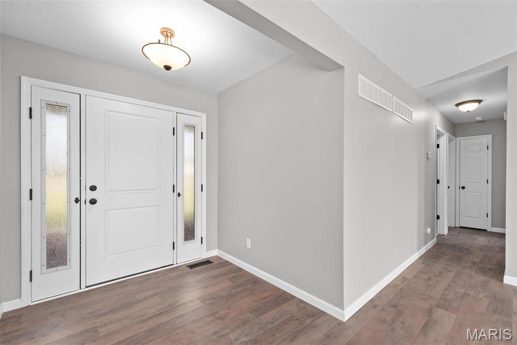 1124 Jade Drive