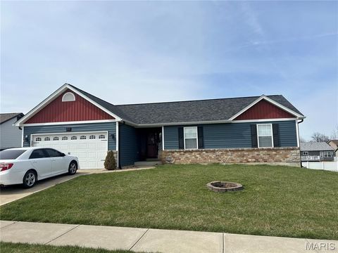 Photo of 81 Brookshire Creek Drive, Wentzville, MO 63385 (MLS # 26017315)
