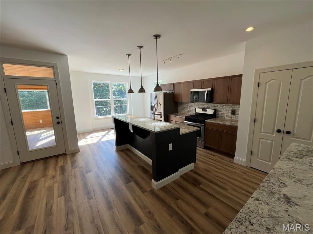 Photo of 54 Canyon Ridge Court, Wentzville, MO 63385 (MLS # 26038512)