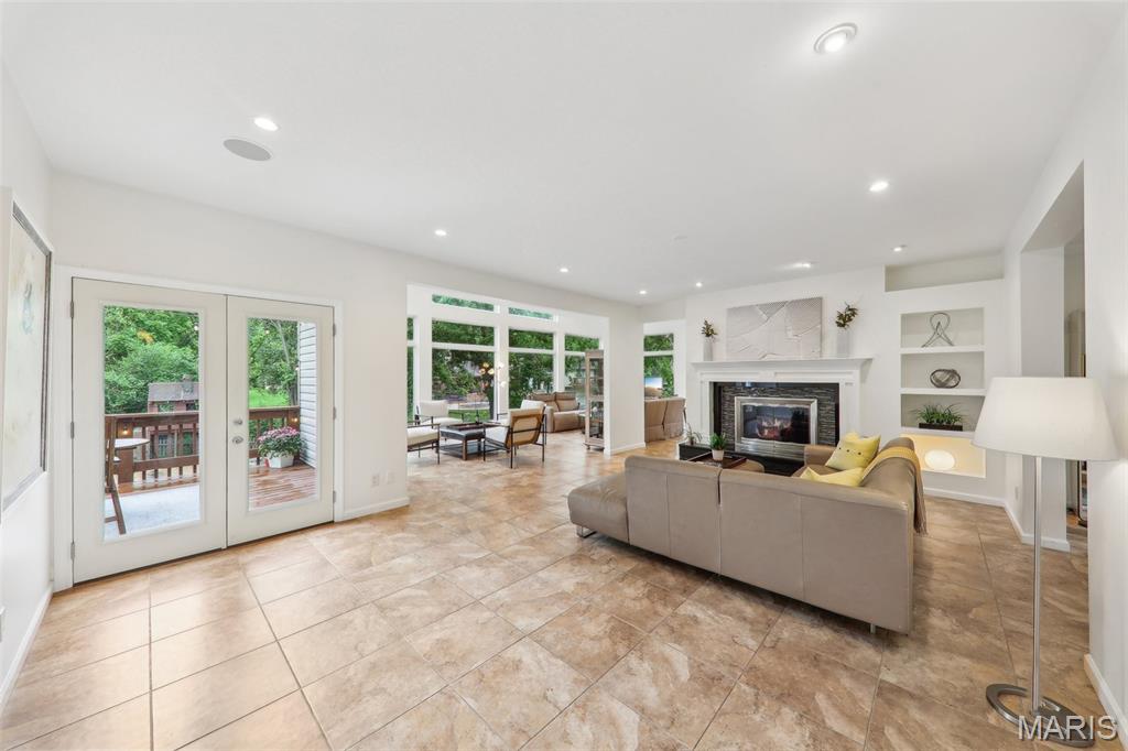 Hibler Oaks - Residential