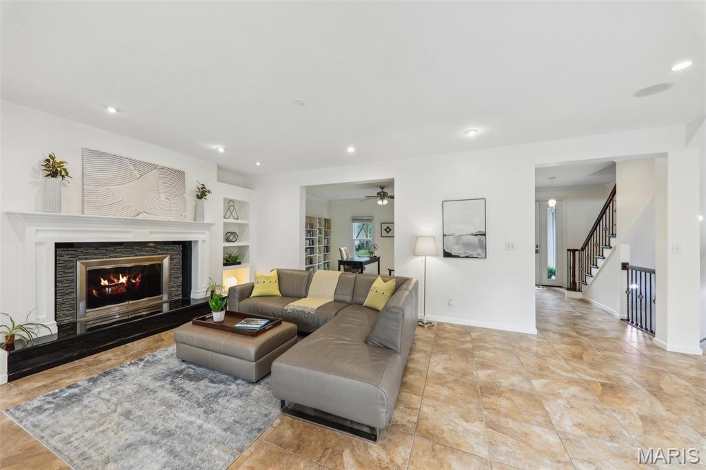 Hibler Oaks - Residential