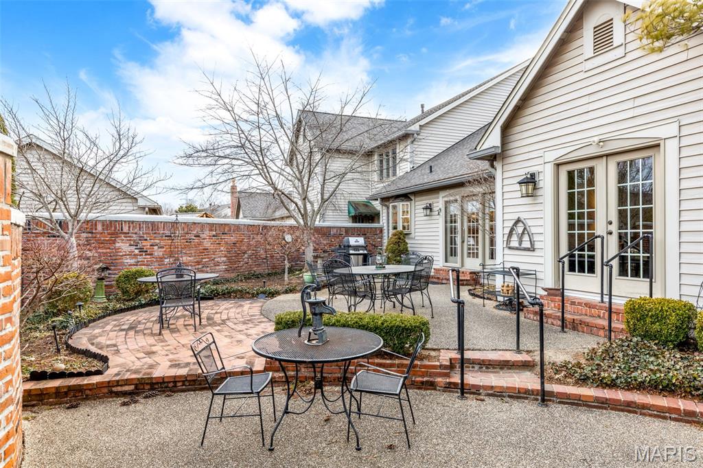 400 Conway Meadows Drive