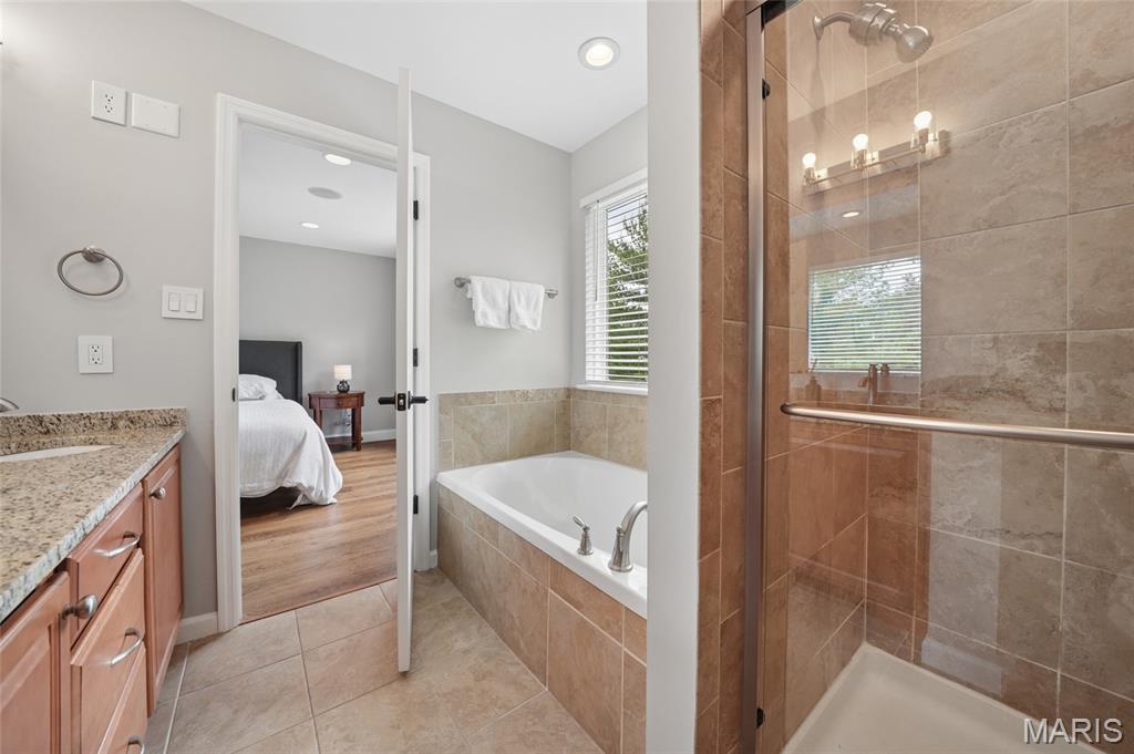 Olivette Terrace - Residential