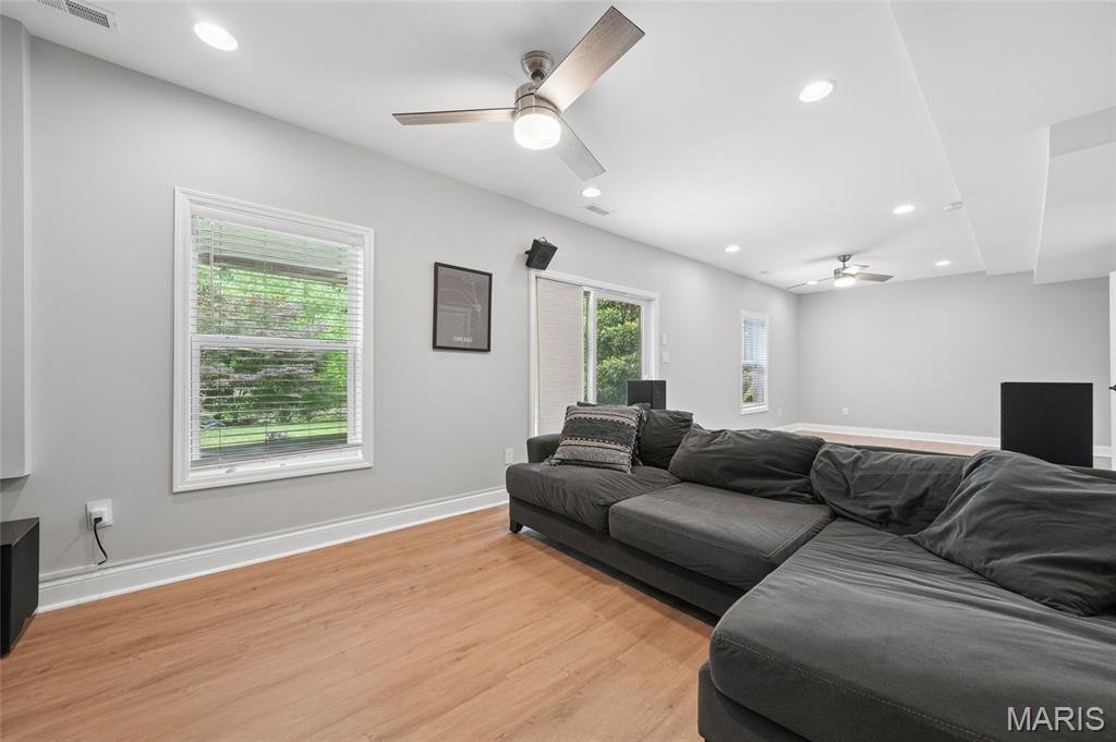 Olivette Terrace - Residential