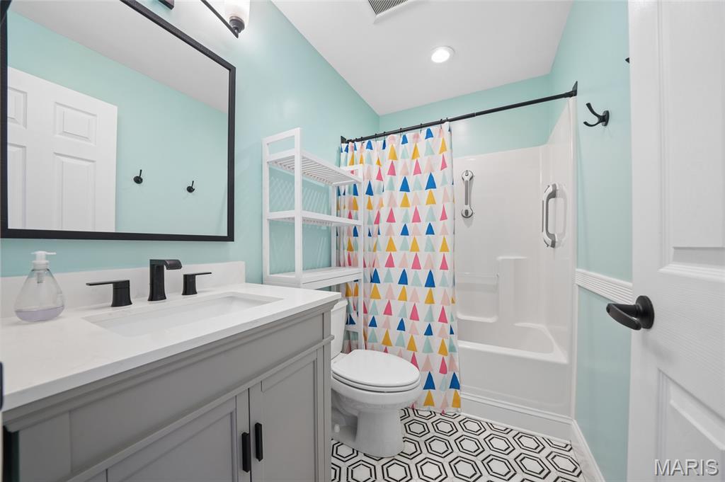 Olivette Terrace - Residential