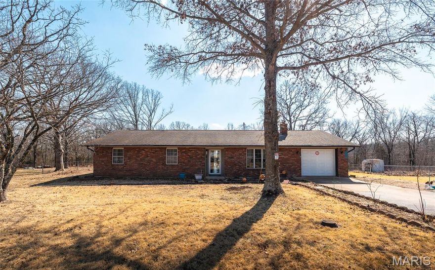 Move-in ready and beautifully maintained, this 3 bedroom, 2 bath home sits on 1.24 acres and offers the perfect blend of comfort, updates, and convenience. Enjoy peaceful mornings and relaxing evenings in the heated and cooled sunroom, overlooking the wooded backyard where wildlife frequently visits. Inside, you’ll find a spacious kitchen with abundant cabinet and counter space, ideal for cooking and gathering. The living room features a cozy pellet stove that adds warmth and charm during cooler months. Last spring, the home received thoughtful updates including new flooring and a refreshed primary bathroom. Major improvements provide peace of mind, with the water heater and water softener replaced within the last two years and the roof updated within the past five years. Located just minutes from all of town’s amenities and only 10 minutes to the Fort Leonard Wood Main Gate, this property offers both privacy and convenience. Don’t miss your opportunity to enjoy country-style living with easy access to everything you need.