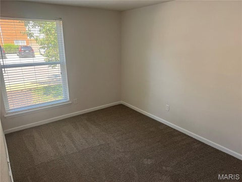 Tiny photo for 1966 Hunting Lake Court #201, Kirkwood, MO 63122 (MLS # 26044781)