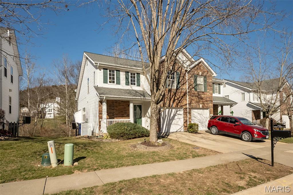 Villas At Eagles View - Residential