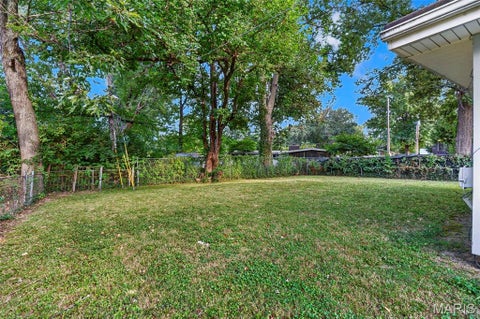 Tiny photo for 430 Holiday Hill Drive, Florissant, MO 63033 (MLS # 26057402)