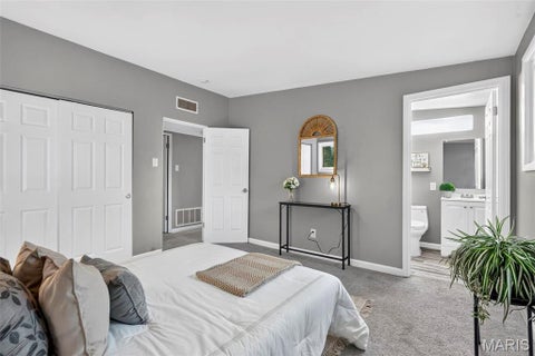 Tiny photo for 430 Holiday Hill Drive, Florissant, MO 63033 (MLS # 26057402)