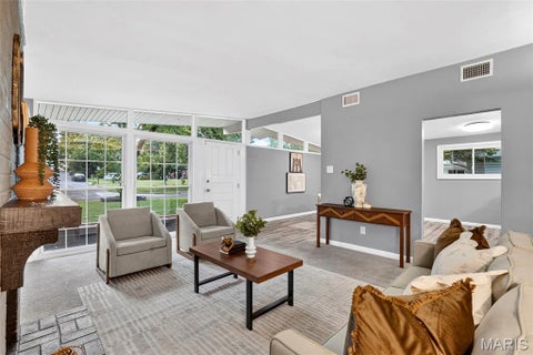 Tiny photo for 430 Holiday Hill Drive, Florissant, MO 63033 (MLS # 26057402)