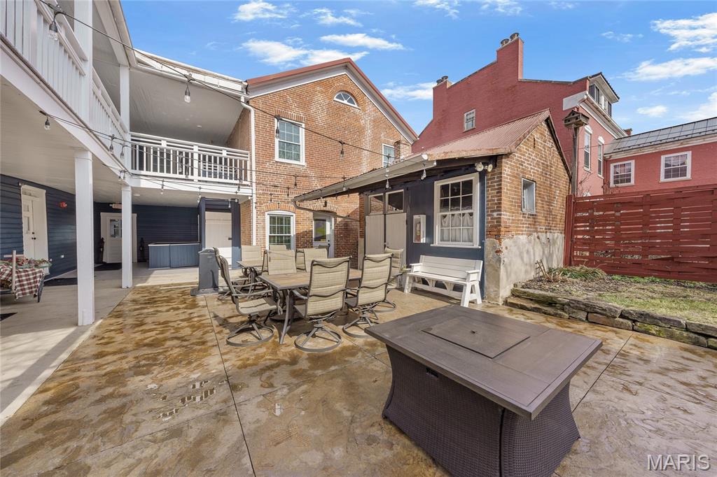 East Wharf Street - Commercial Sale