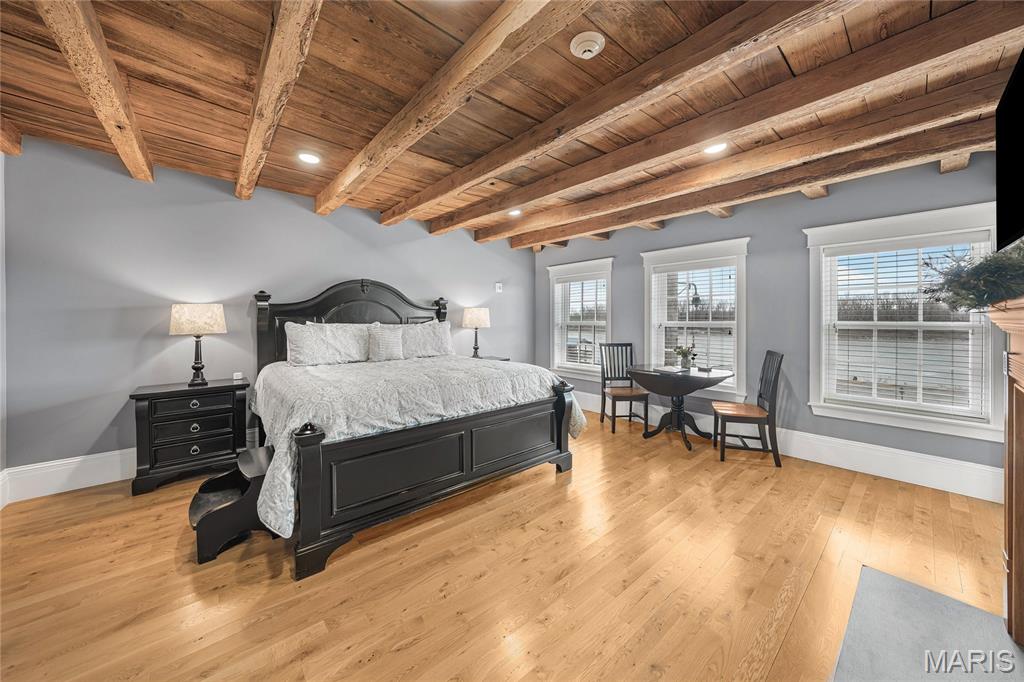 East Wharf Street - Commercial Sale