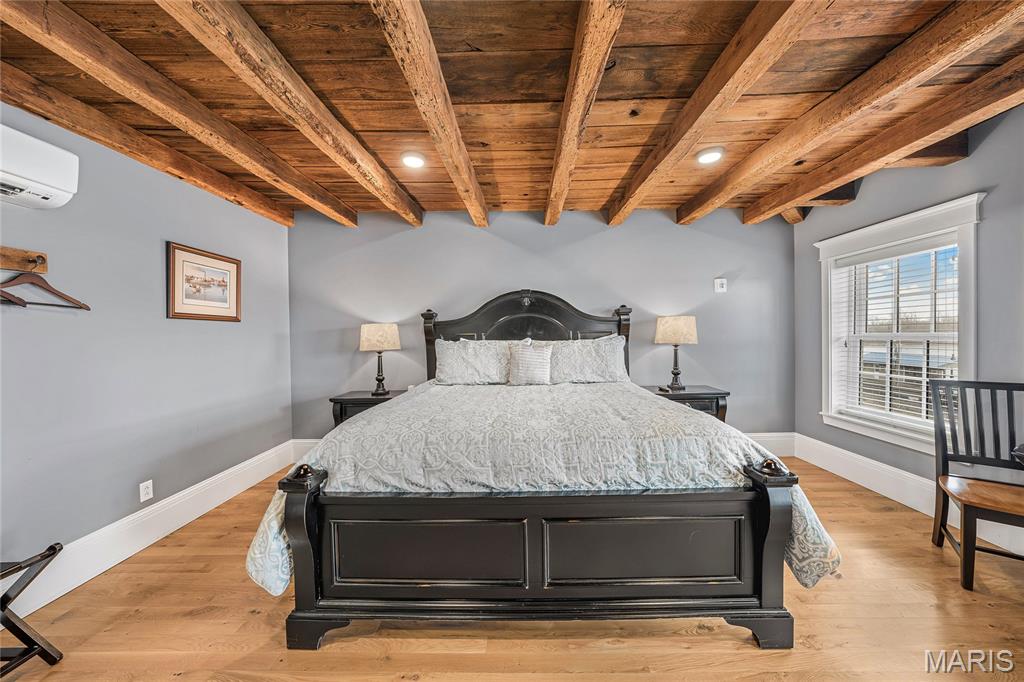 East Wharf Street - Commercial Sale