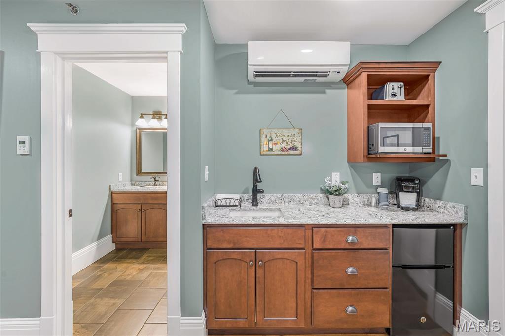 East Wharf Street - Commercial Sale