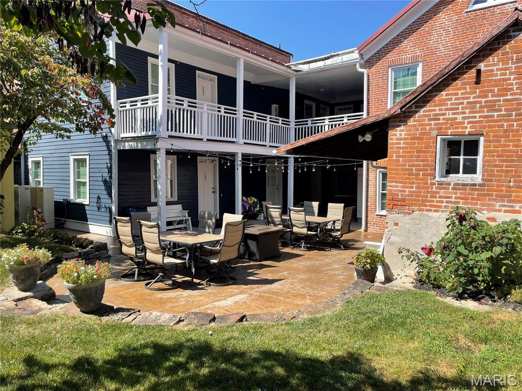 East Wharf Street - Commercial Sale