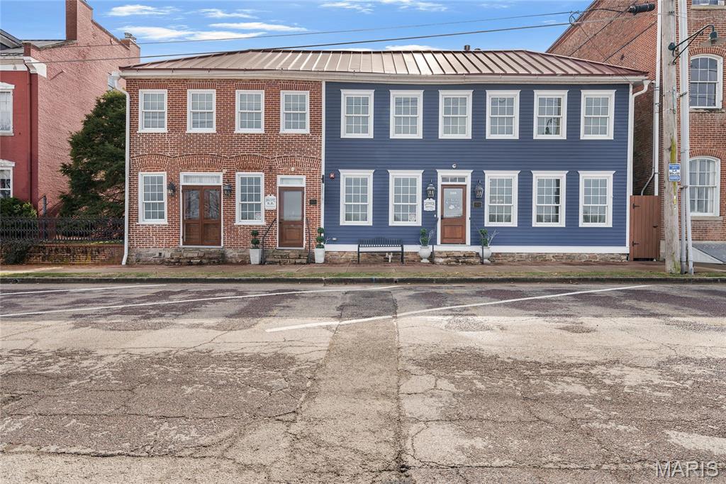 East Wharf Street - Commercial Sale