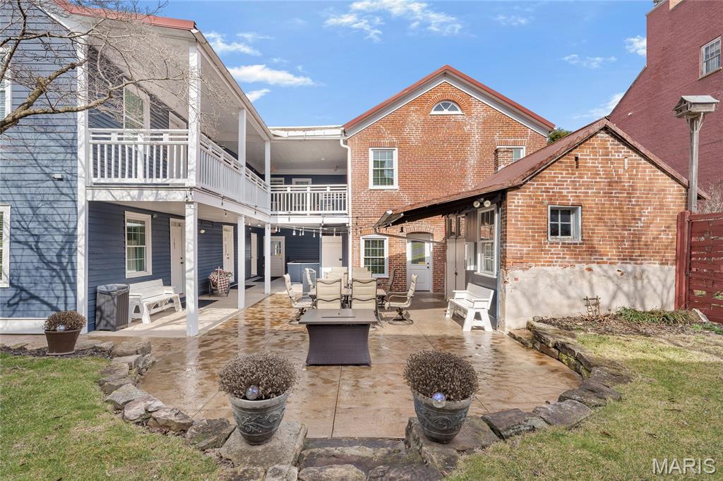 East Wharf Street - Commercial Sale