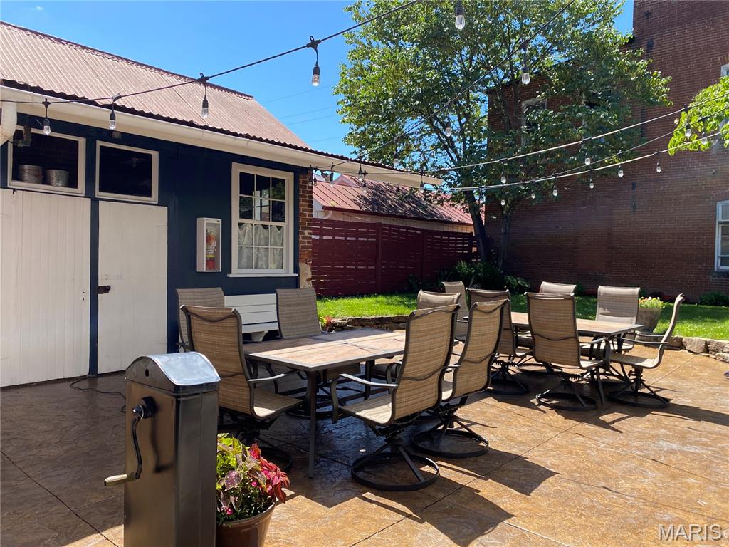 East Wharf Street - Commercial Sale