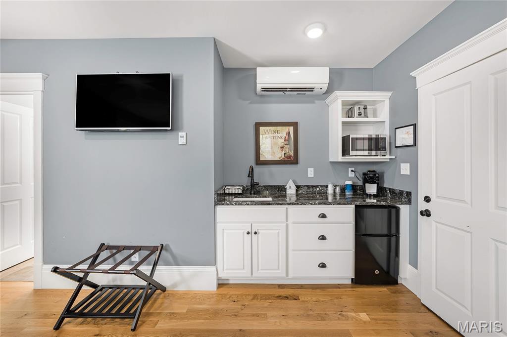 East Wharf Street - Commercial Sale