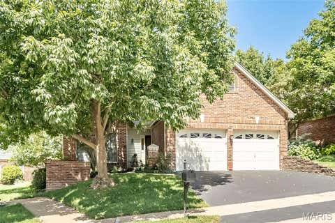 Photo of 14143 Woods Mill Cove Drive, Chesterfield, MO 63017 (MLS # 26053067)
