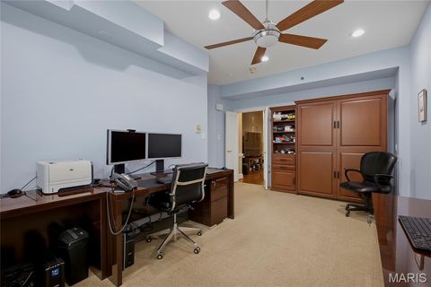 Tiny photo for 561 Sarah Lane #303, Creve Coeur, MO 63141 (MLS # 26037384)