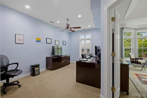 Tiny photo for 561 Sarah Lane #303, Creve Coeur, MO 63141 (MLS # 26037384)
