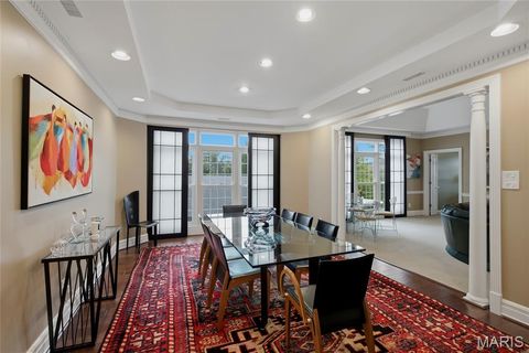 Tiny photo for 561 Sarah Lane #303, Creve Coeur, MO 63141 (MLS # 26037384)