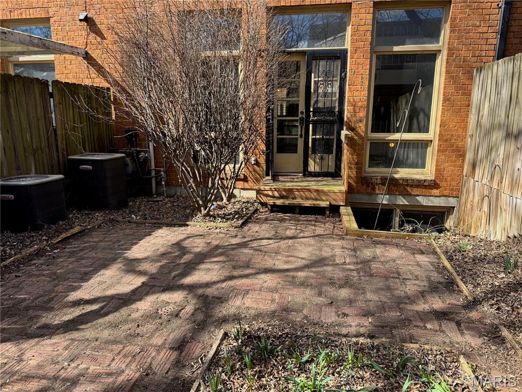 West Pine Place - Residential