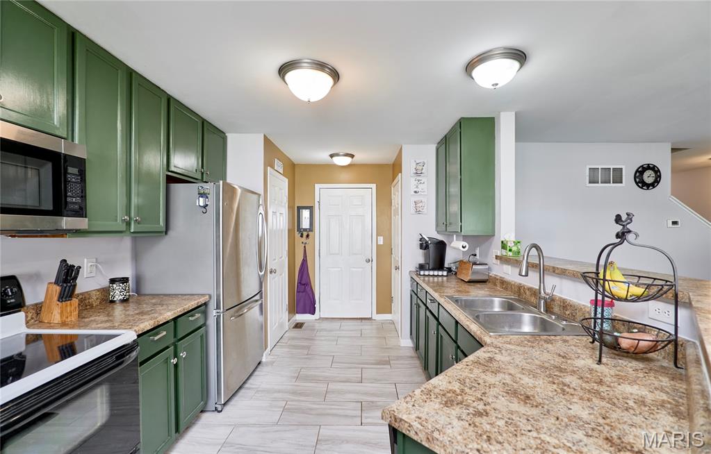 Hyland Green #4 - Residential