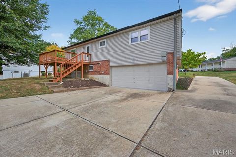 Tiny photo for 517 Ranch Drive, Ballwin, MO 63011 (MLS # 25069475)