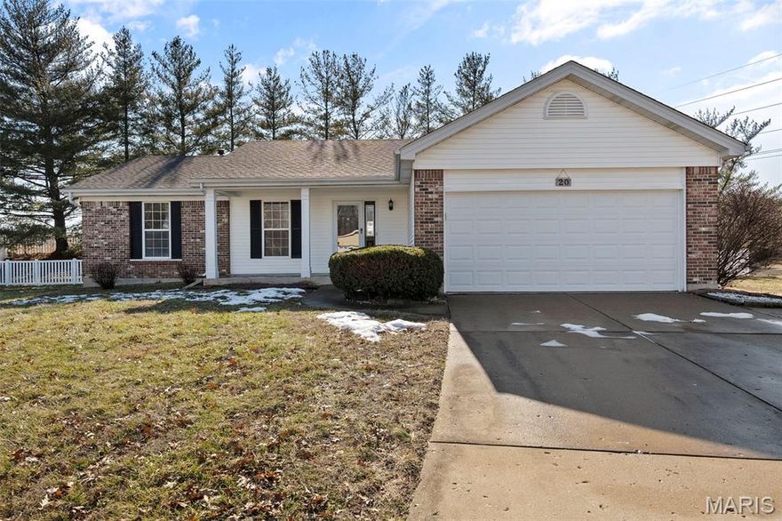 Opportunity awaits in this 3-bedroom, 3-bath ranch offering the perfect canvas to create your dream home. A brand-new roof and newly installed sump pump provide peace of mind, while the finished basement with a wet bar adds valuable living and entertaining space. The versatile layout and generous room sizes make it easy to reimagine and personalize every detail to fit your vision. Whether you’re planning light updates or a full transformation, this home is ready for your ideas and inspiration — all located in the highly sought-after Francis Howell School District.