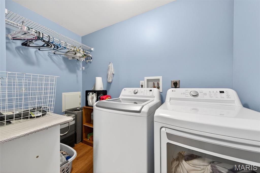 Ladue Pines 2 - Residential