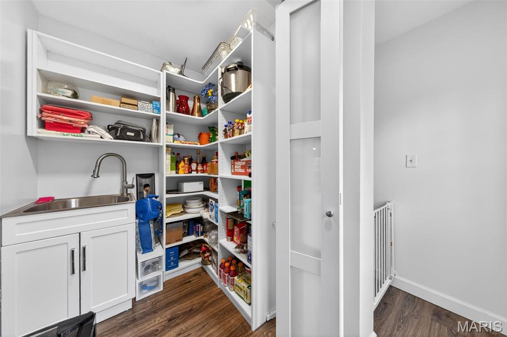 Ladue Pines 2 - Residential