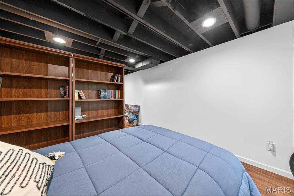 Ladue Pines 2 - Residential