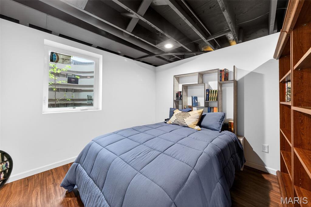 Ladue Pines 2 - Residential